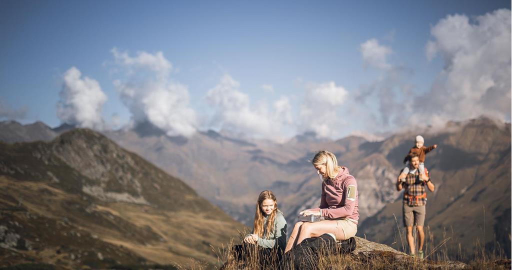 Tempo in famiglia nelle montagne di Racines